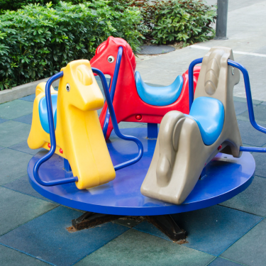 Резиновая плитка – один из самых надежных вариантов модульного покрытия. Она очень&nbs...