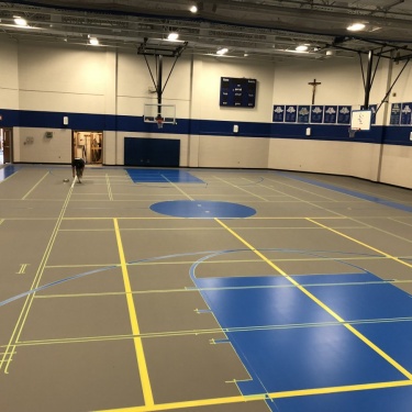 Спортивное покрытие — это не просто пол. Это — залог безопасности, комфорта и долговечности тренировочного процесса. Но даже самый каче...